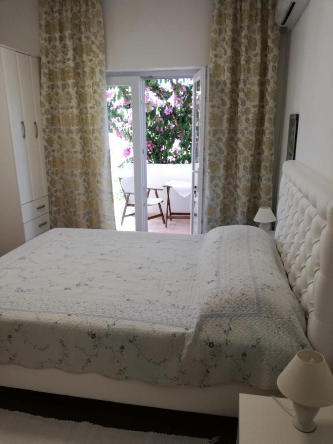 Apartmani Mladina Jelsa  Exterior foto
